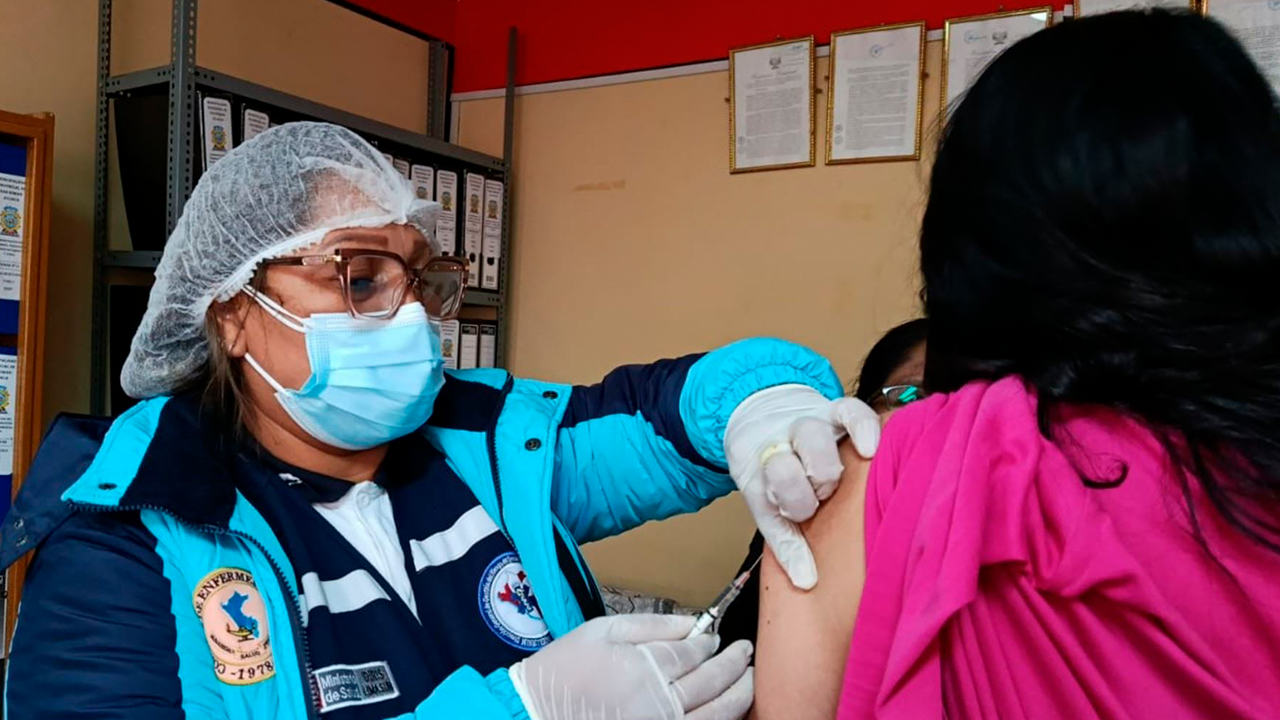 Minsa realiza barrido casa por casa en Juliaca para prevenir casos de sarampión